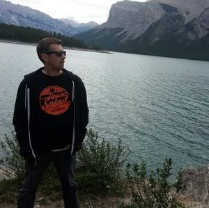 Meet your Posher, Sam